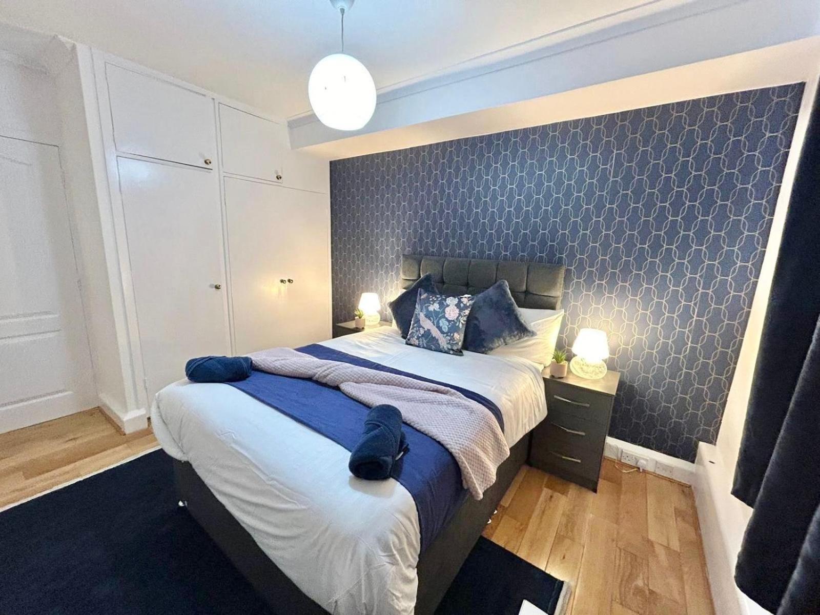 Beautiful Marble Arch Flat