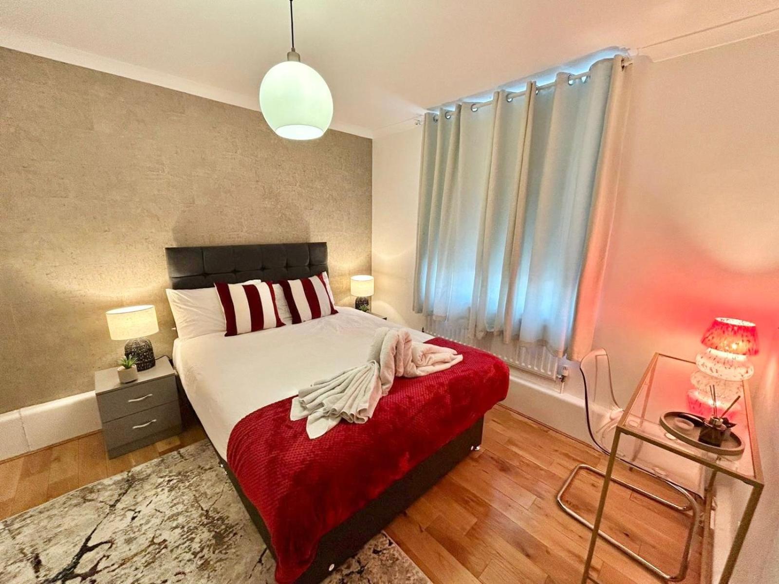 Beautiful Marble Arch Flat